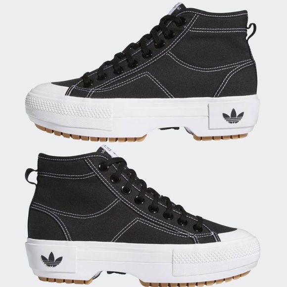 Adidas // Sz 6 - Picture 1 of 4